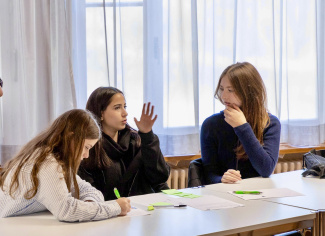 Diskussion an der Jugendkonferenz.
